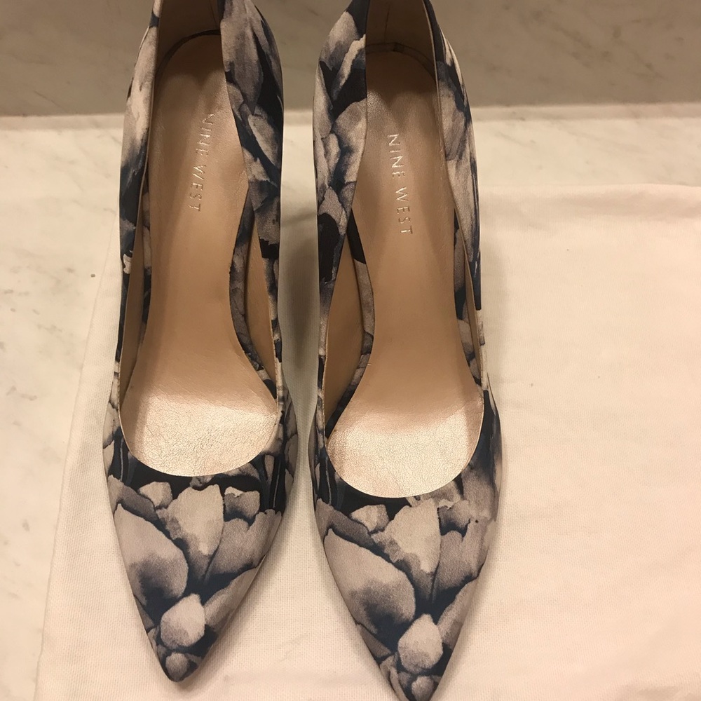 Nine West pumps